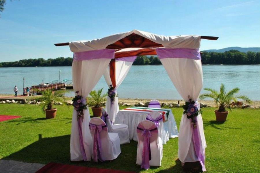 Camelot Club