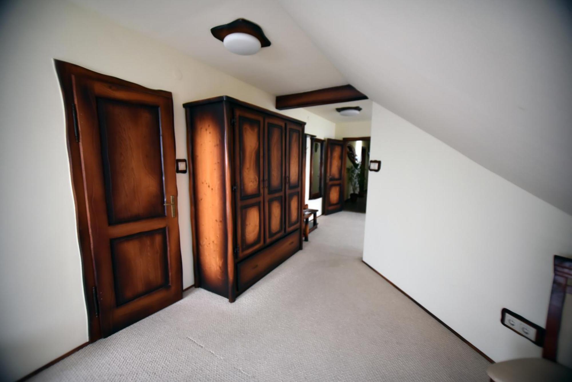 Camelot Club 3*