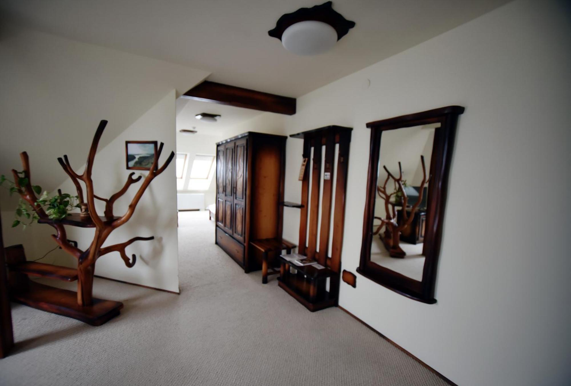 Camelot Club Hotel