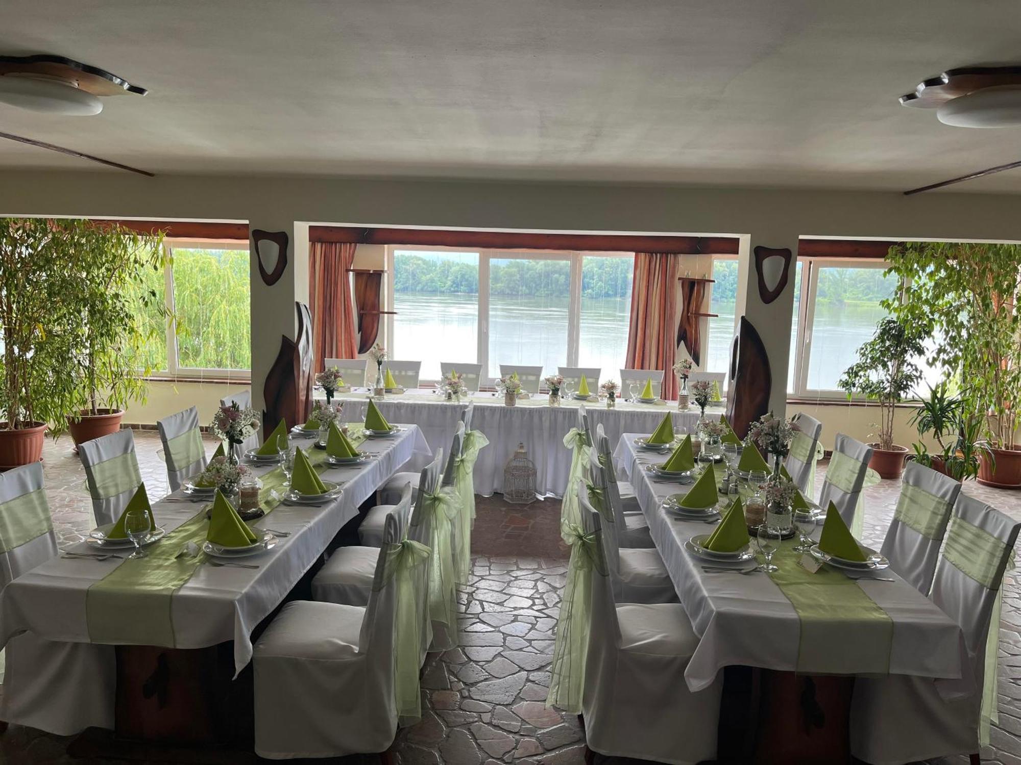 Szálloda Camelot Club 3*